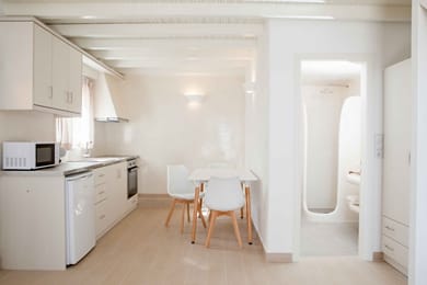 Centrio Fira Suites - Image 5