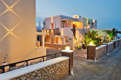 Gianna Suites Santorini - Image 3