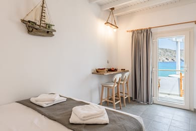 Giasemi Milos - Image 2