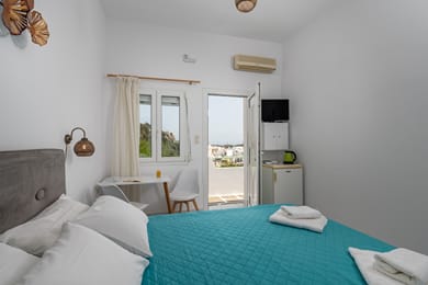 Giasemi Milos - Image 5