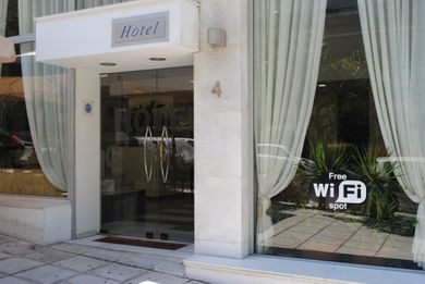 Glaros Hotel Piraeus - Image 5