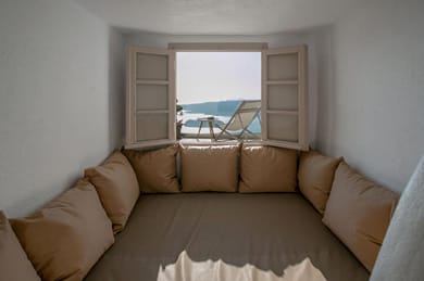 The Globe Suites - Image 4