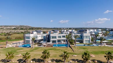 Vivomare Beachfront - Seaview Villas - Image 2