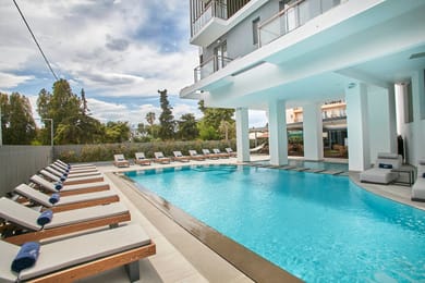 Glyfada Riviera Hotel - Image 5
