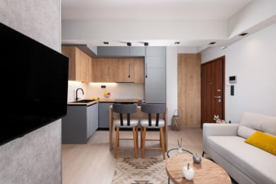 Glyfada Luxury Suite - Image 5