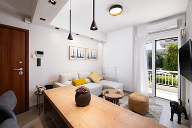 Glyfada Luxury Suite - Image 6