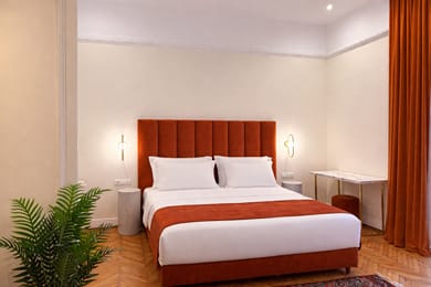 Two-Bedroom Flat with Spacious Bathroom - 90m²