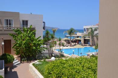 Golden Bay Suites - Image 2