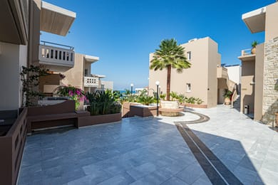 Golden Bay Suites - Image 4