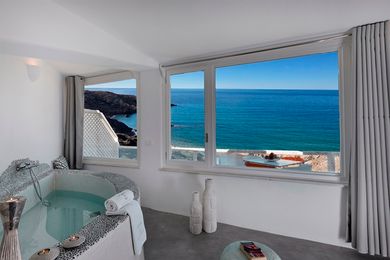 Golden Beach Resort Anafi - Image 4