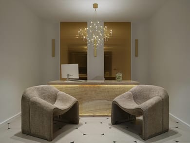 Golden Luxury Suites - Image 6
