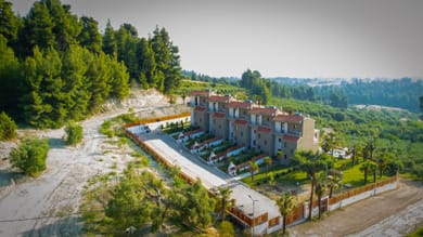 Pefkohori Golden Mountain Beach Villas - Image 5