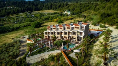 Pefkohori Golden Mountain Beach Villas - Image 7