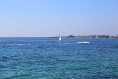 Gold Lagoon Kosher Hotel - Image 2