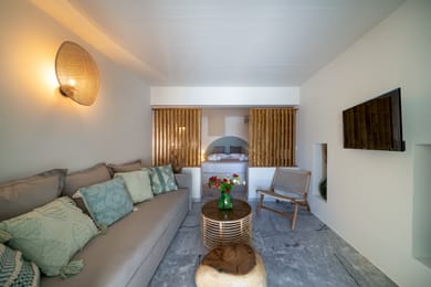 Double Room Ground Floor (R/04)