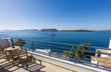 Superior Sea View Apartment (C3)