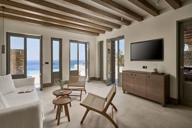 Grand Three-Bedroom Suite Private Pool