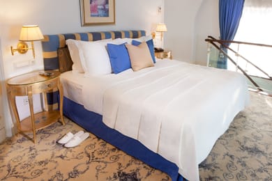 Dome Honeymoon Suite