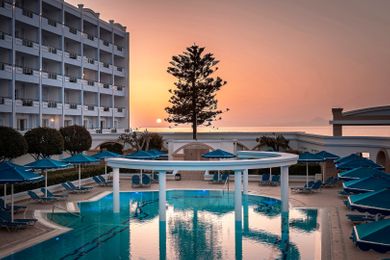 Mitsis Grand Hotel - Image 3