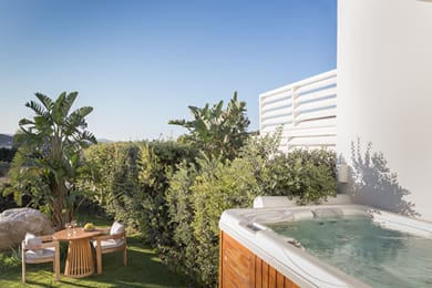 Partial Sea View Room with Private Garden and Outdoor Hot Tub