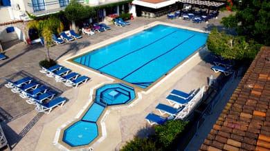 Green Bungalows Hotel Apartments Ayia Napa - Image 4