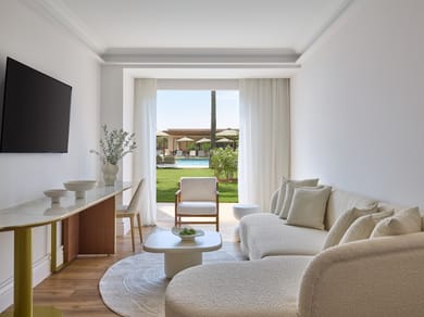 Deluxe Suite Sea Front Palm Gardens