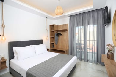 One Bedroom Deluxe Apartment