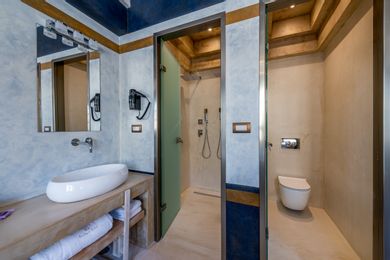 Superior Suite Lindos with Hot Tub - 40m²