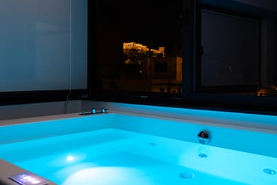 GSM Elevated Luxury Suites - Image 4