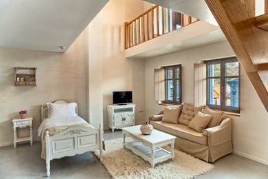 Maisonette with Lake View