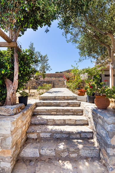 Harama Hotel Schinousa - Image 4