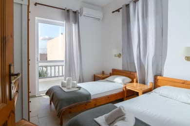 Ground Floor Twin Room with Sea/Pool View (2 Adults) "No1"