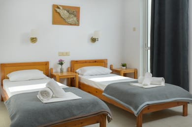 First Floor Twin Room with Side Sea View (2 Adults) "No8"