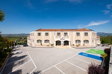 Heaven Hotel Thessaloniki - Image 5