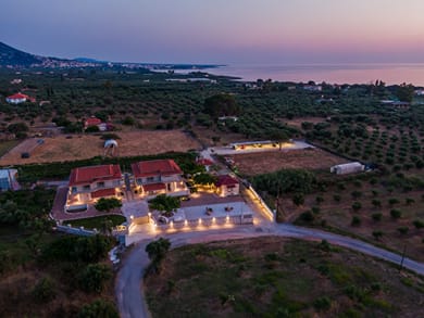 Terra Hélios Suites & Studios - Image 2