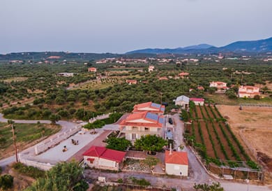 Terra Hélios Suites & Studios - Image 7