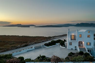Hemera Holiday Home Villa on Santorini - Image 2