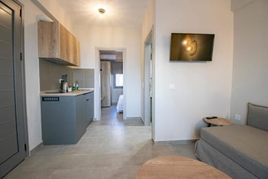 Heraclea Luxury Suites - Image 7