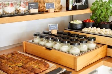 Hermes Hotel Santorini - Image 4