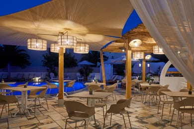 Hermes Hotel Santorini - Image 3