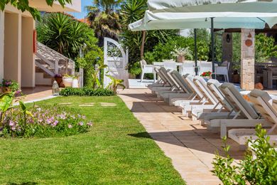 Hesperides Hotel - Image 4