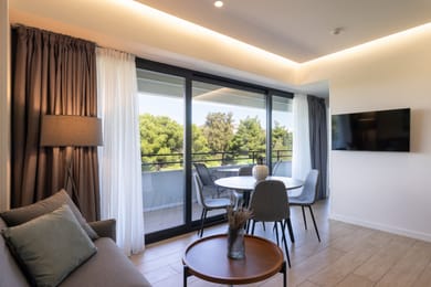 Family Apartment with balcony