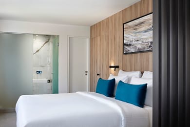 Hestia Kolokotroni 23 - Image 3