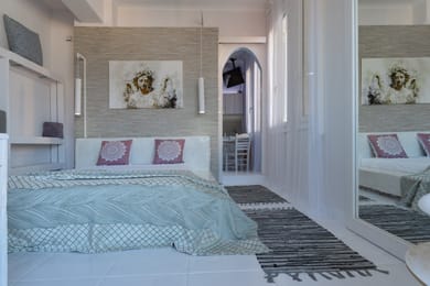 Boutique Style Flat (2nd floor)