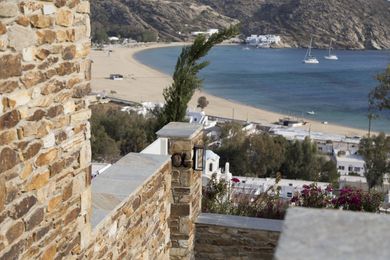 Hide Out Suites Ios - Image 7