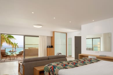 Emerald Suite Sea View