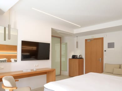 White Deluxe Double Room