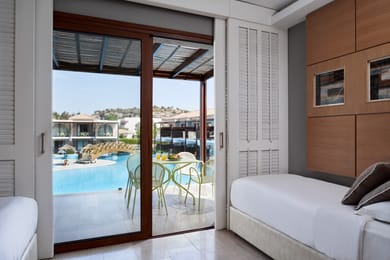 Family Room Sliding Door Pool View (Deluxe Area)