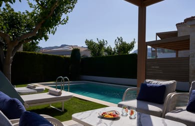 Private Villa with Private Pool Garden View