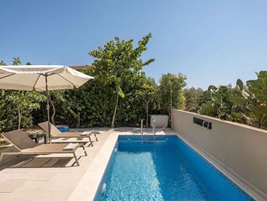 Villa Anthos | Luxury 1-Bedroom Villa Heated* Pool